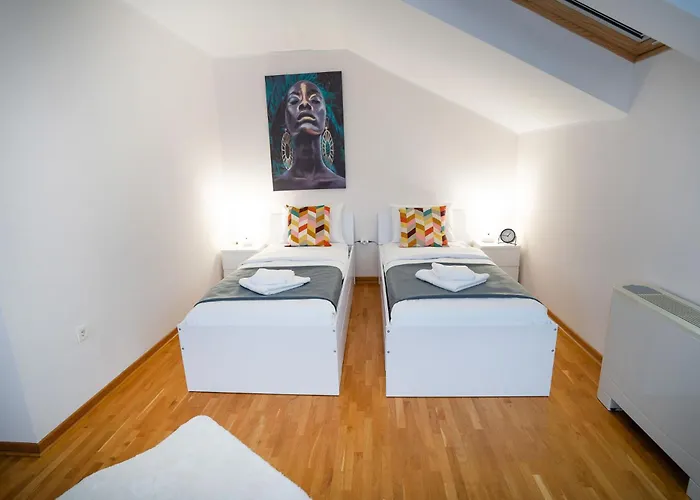 Mini Hotel Riverlux Apartments