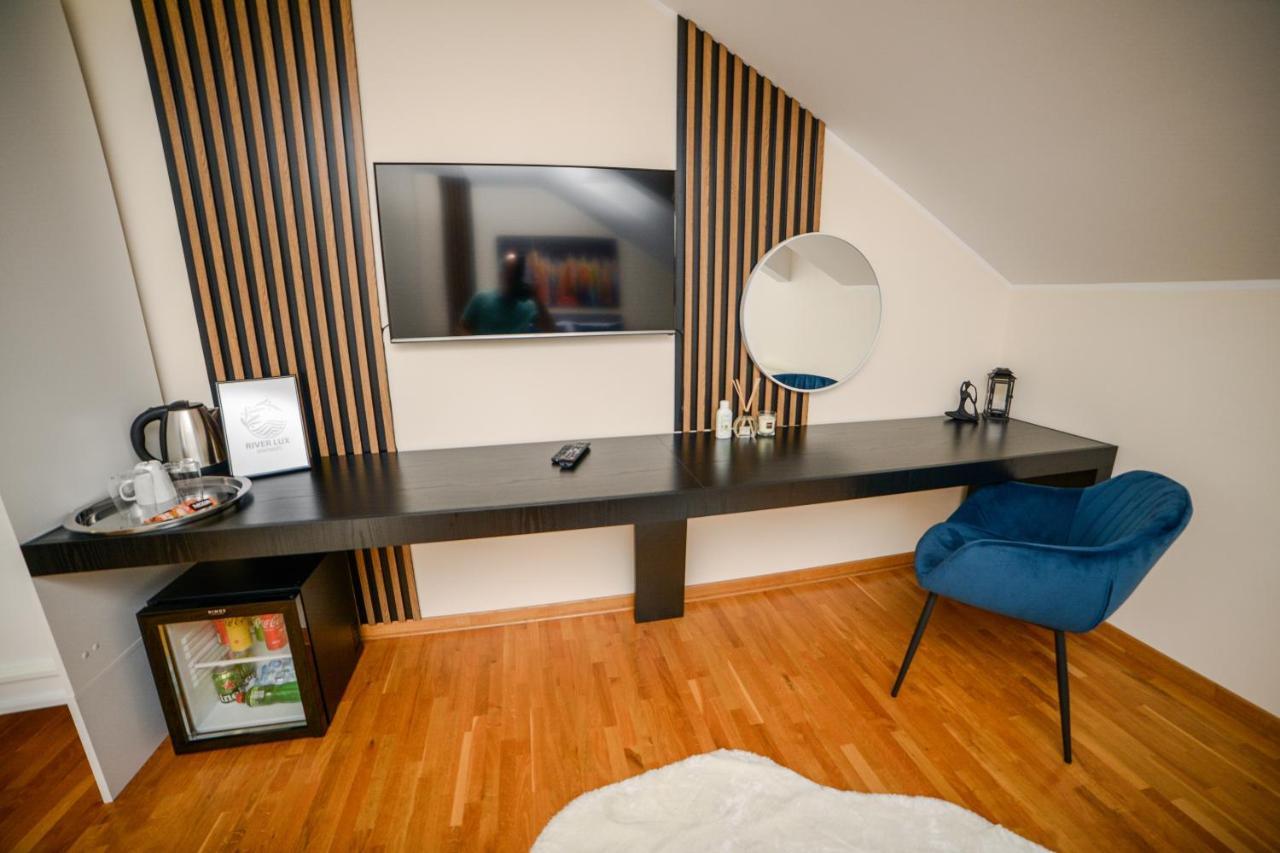 Mini Riverlux Apartment
